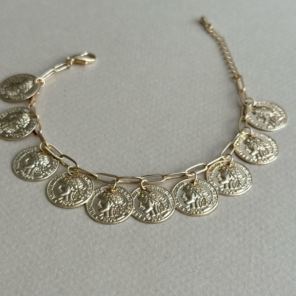 Gold Coin Charm Bracelet S1244 - Picture 3 of 3